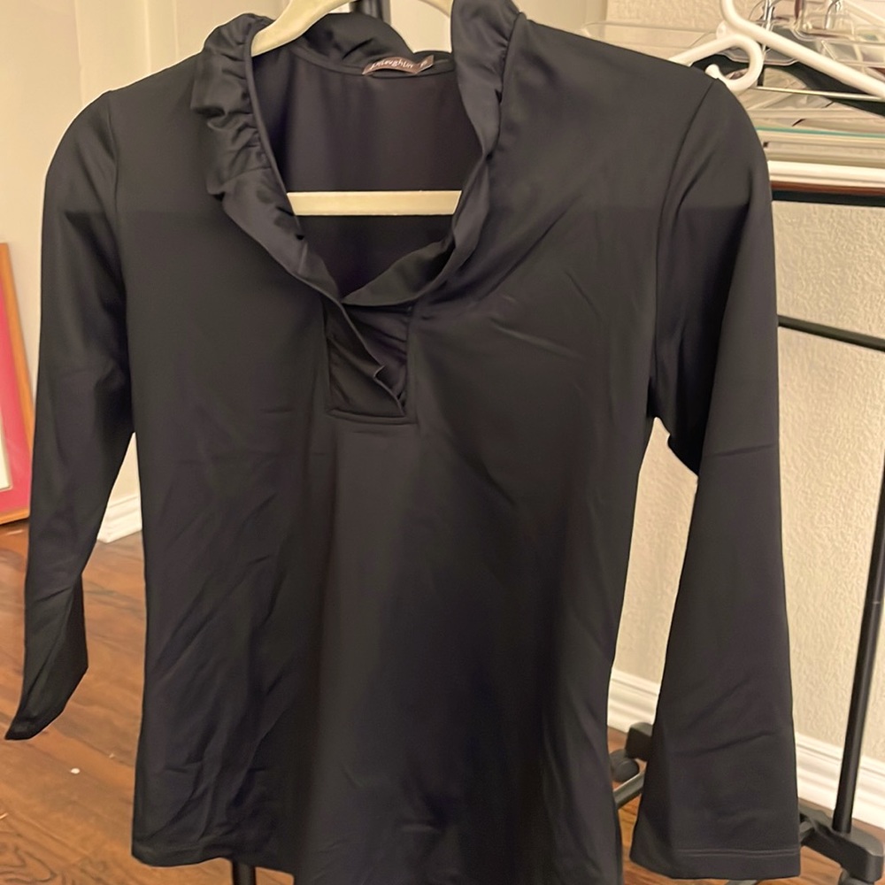 J McLaughlin Black Durham Ruffle in Catalina Cloth Top XS